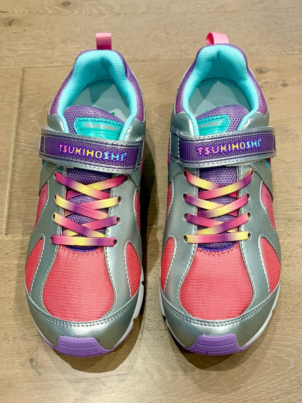 NEW Tsukihoshi Rainbow sneakers 2.5